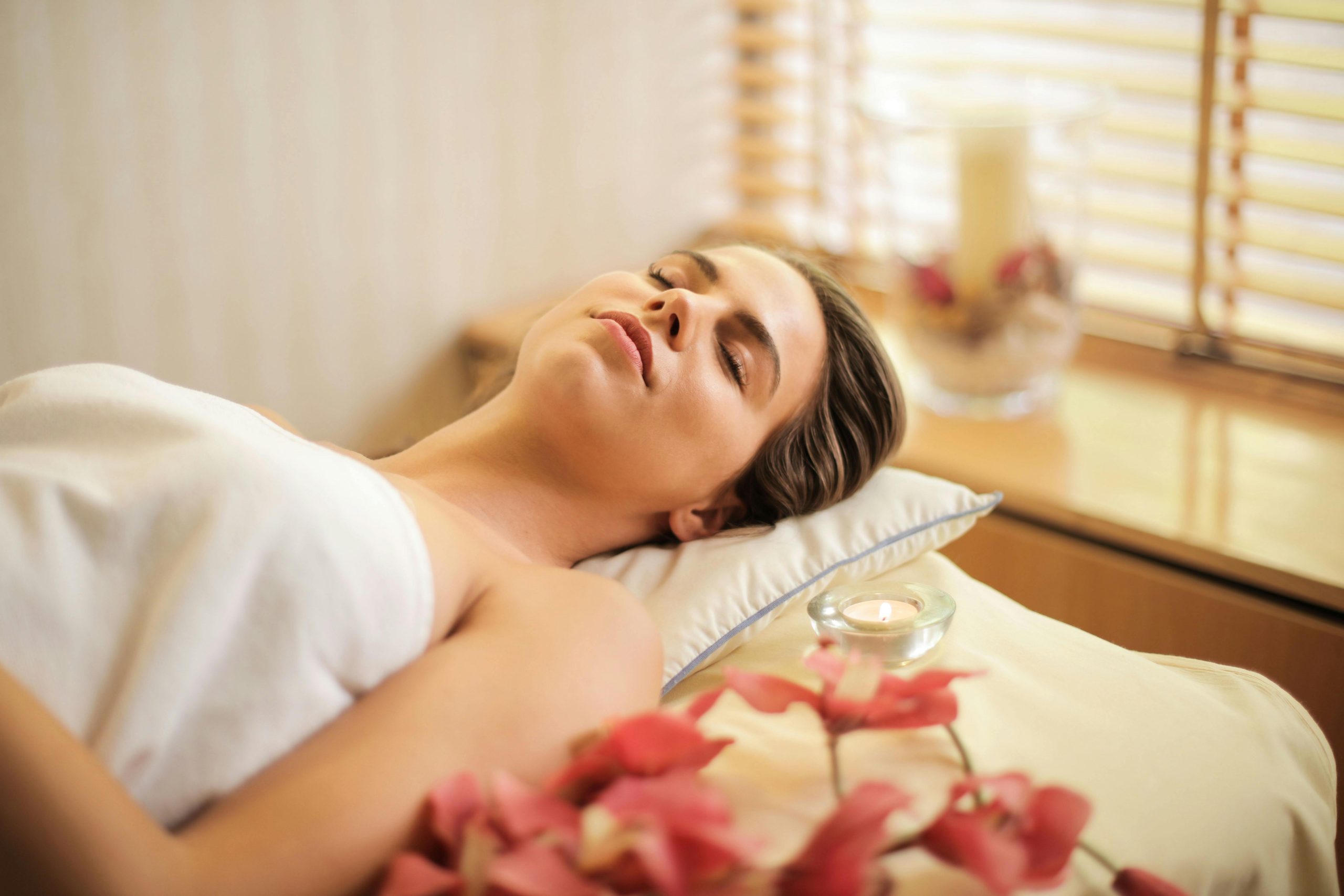 Experience a calm, soothing atmosphere for massage in London, Ontario, at Juvenelle Day Spa