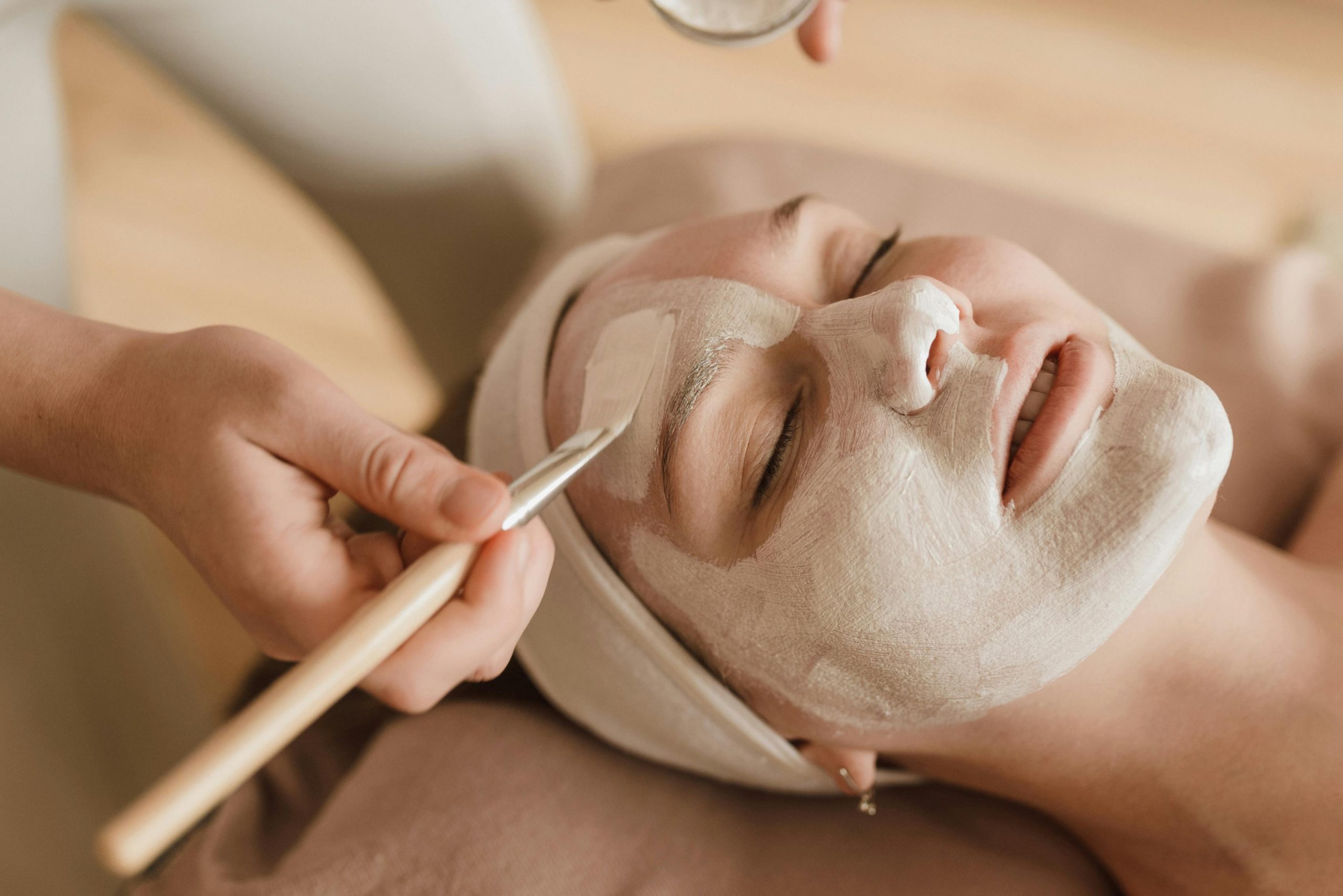 Deep hydration and cleansing facial treatment at Juvenelle Day Spa